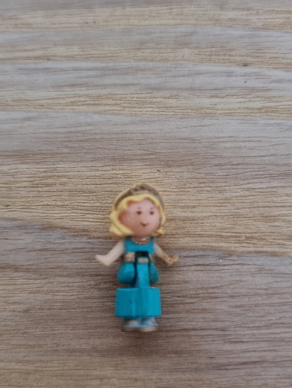 Polly Pocket vintage 1993 miniature doll rose dream locket set blonde hair teal